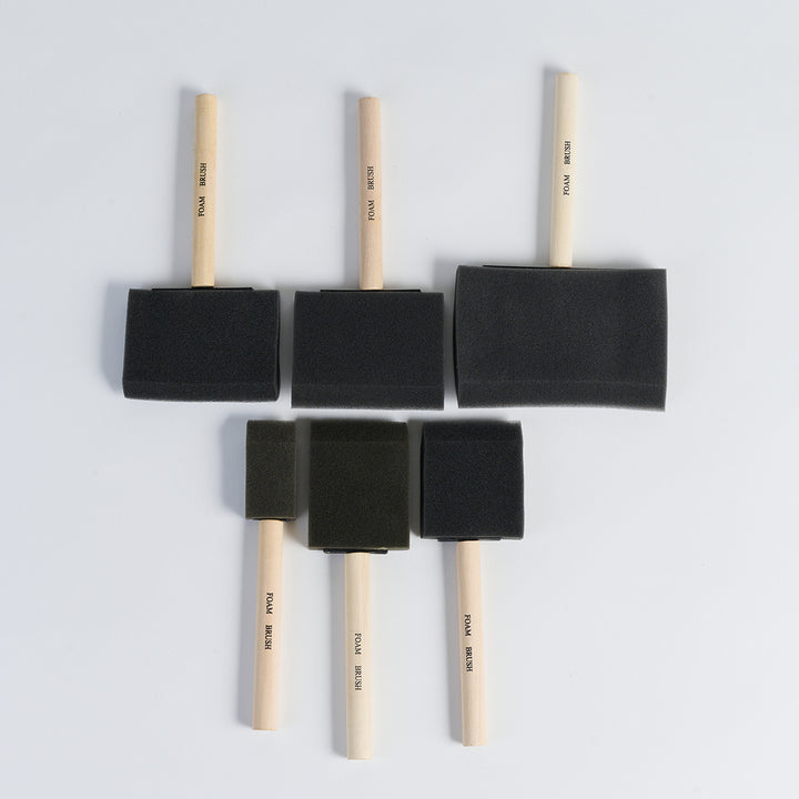 Das Schaumpinsel-Set von Polish&Protect. Es enthält alle Pinsel, die es für das Auftragen der SEMCO Versiegelungen auf Teakdecks, Teakmöbeln, Teakholz braucht.