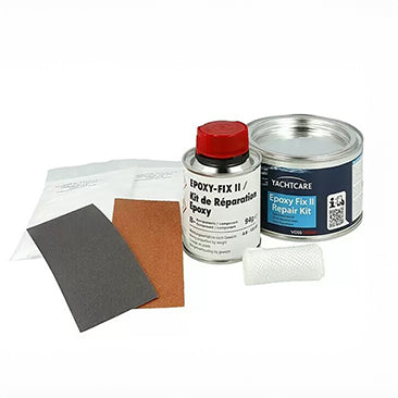 Mit dem Epoxy Fix II Repair Kit reparieren sie kleinere Gelcoat-Schäden an ihrem Boot. 